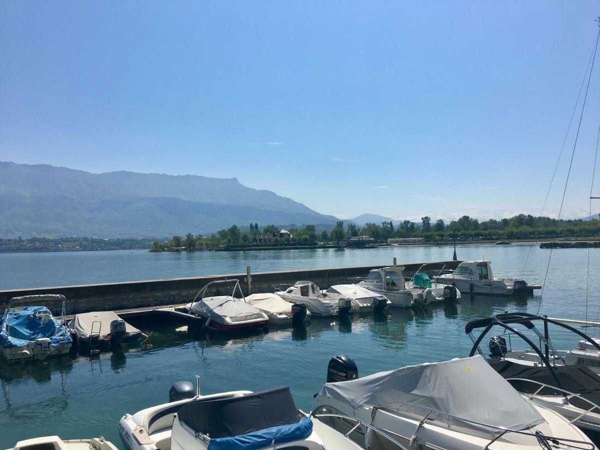 Echappee Belle Au Bord Du Lac ル・ブルジェ・デュ・ラック エクステリア 写真